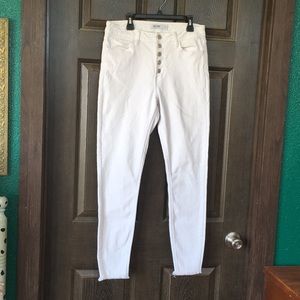 Just Black brand high waist white jeans frayed hem
